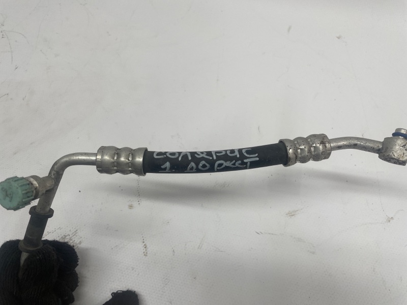 Трубка кондиционера Hyundai Solaris 2010-2017