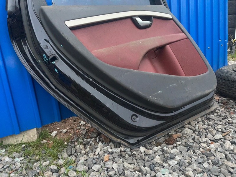 Дверь Volvo V70 2010 BW