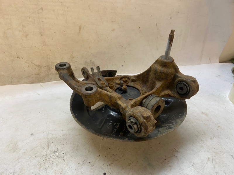 Кулак поворотный Mazda Mazda 3 2013-2018 BM