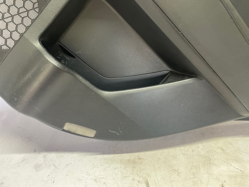 Обшивка двери Lexus RX350 2011 AL10