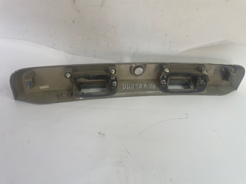 Накладка багажника Renault Duster 2016 HSA, HSM