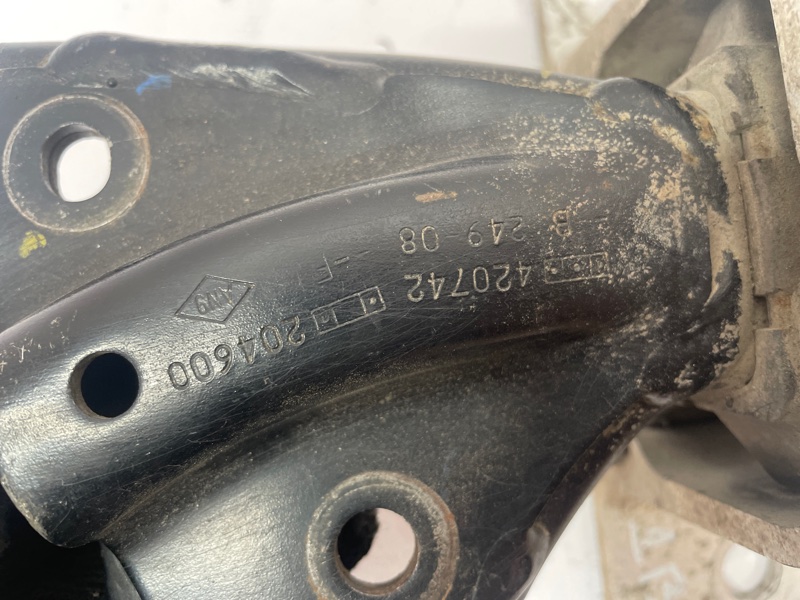 Подушка двигателя Renault Logan 2005-2014