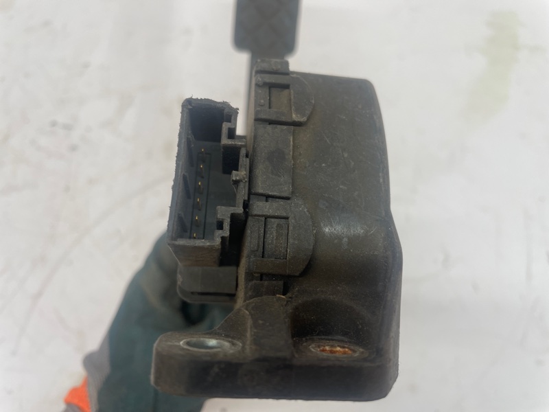Педаль газа Audi A6 2004-2010 C6