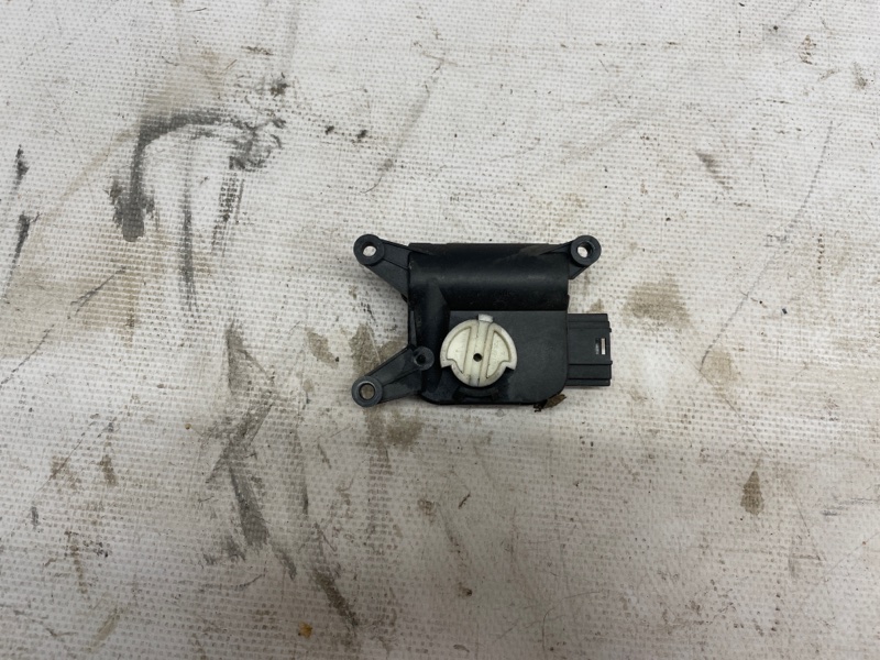 Сервопривод печки Audi A6 2004-2010 C6