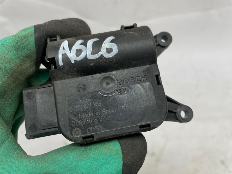 Сервопривод печки Audi A6 2004-2010 C6