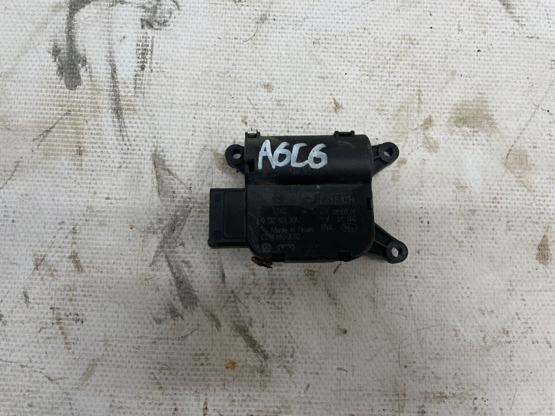 Сервопривод печки Audi A6 2004-2010 C6