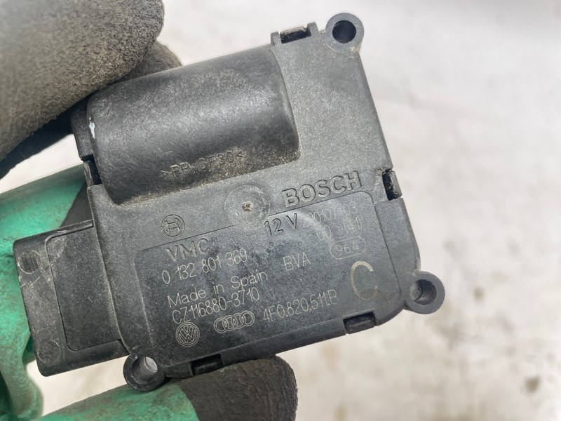 Сервопривод печки Audi A6 2004-2010 C6