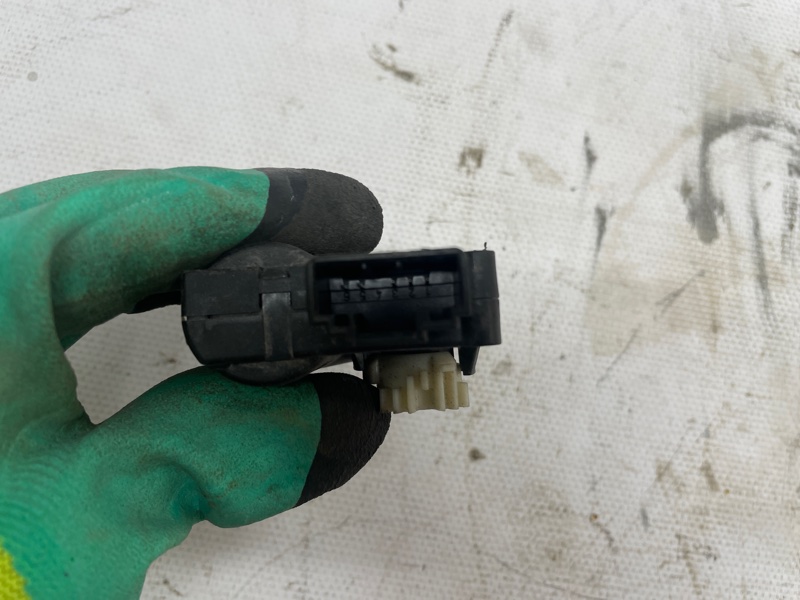 Сервопривод печки Audi A6 2004-2010 C6
