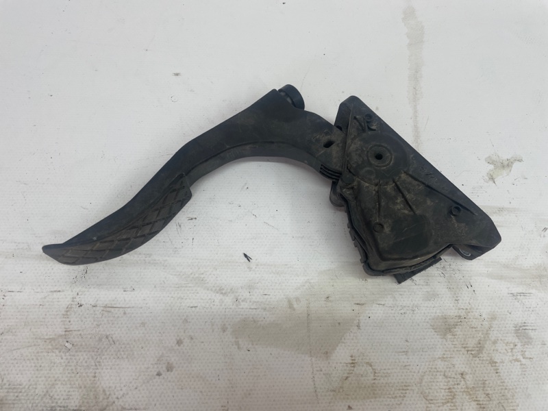 Педаль газа Audi A6 2004-2010 C6