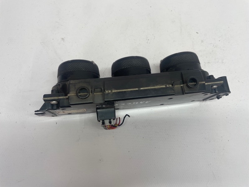 Блок управления климатом Mitsubishi Lancer 2007-2011 CY