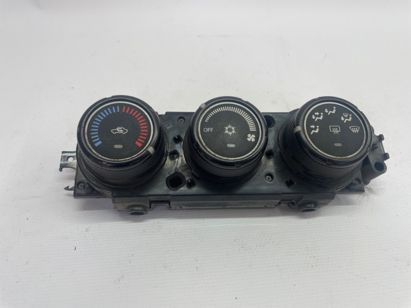 Блок управления климатом Mitsubishi Lancer 2007-2011 CY