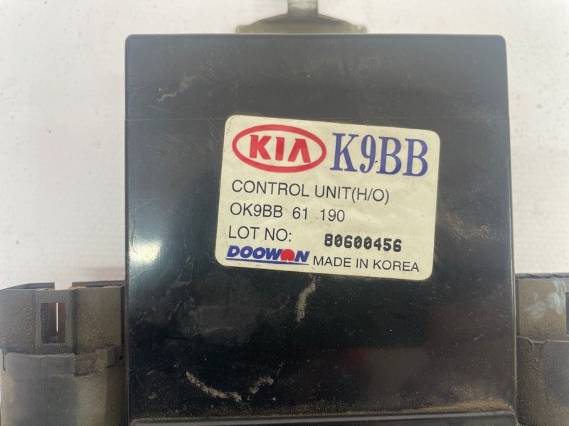 Блок управления климатом Kia Clarus 20000