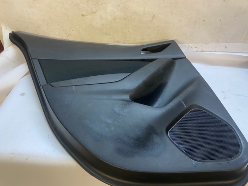 Обшивка двери Mazda Mazda 3 2013-2018 BM