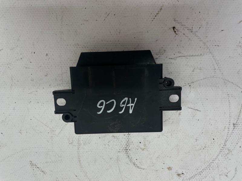 Блок управления парктроником Audi A6 2006-2010 C6