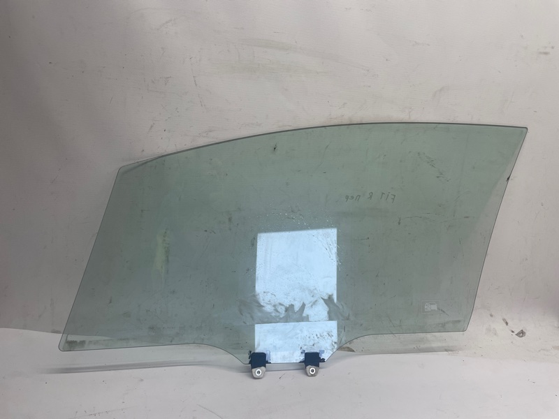 Стекло двери Honda Fit 2007-2012 GE6