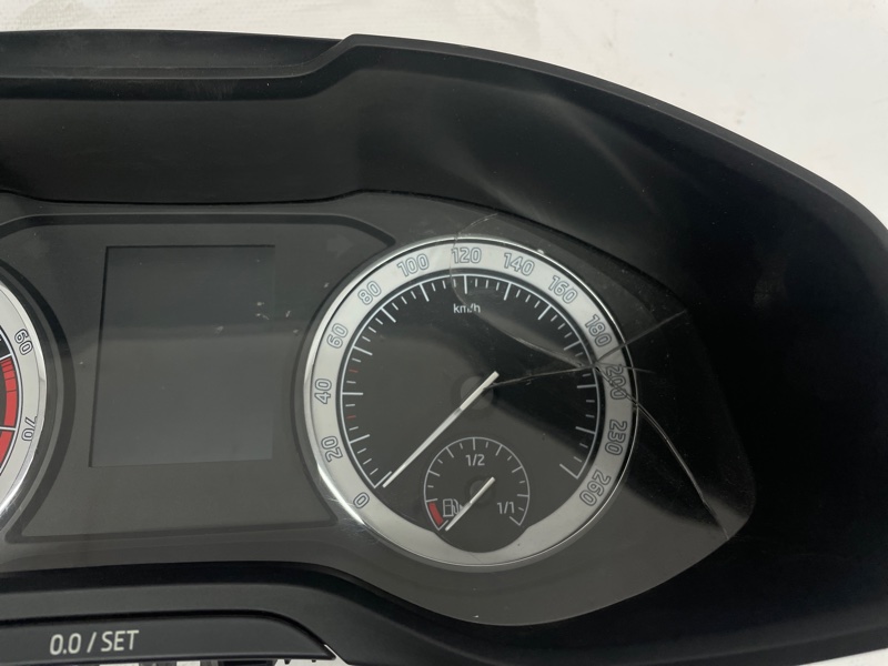 Панель приборов Skoda Karoq 2020 ND7