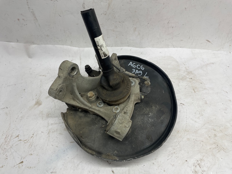 Кулак поворотный Audi A6 2006-2010 C6