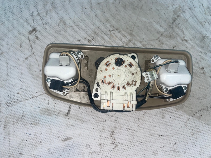 Плафон салона Cadillac SRX 2003-2009 FEE