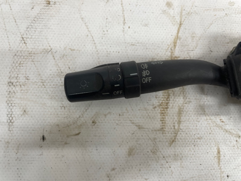 Переключатель поворотов Geely Emgrand 2005-2015 EC7