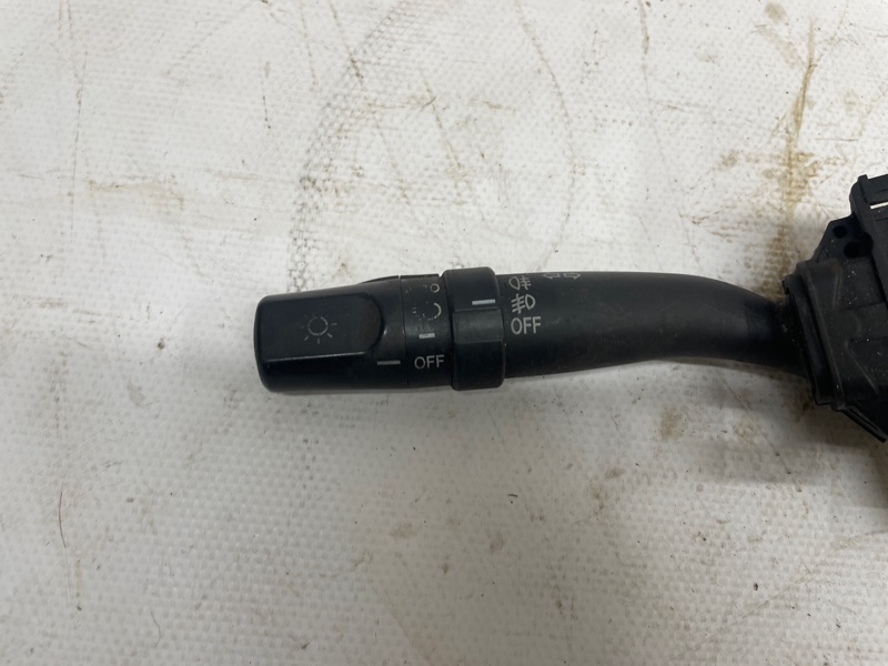 Переключатель поворотов Geely Emgrand 2005-2015 EC7