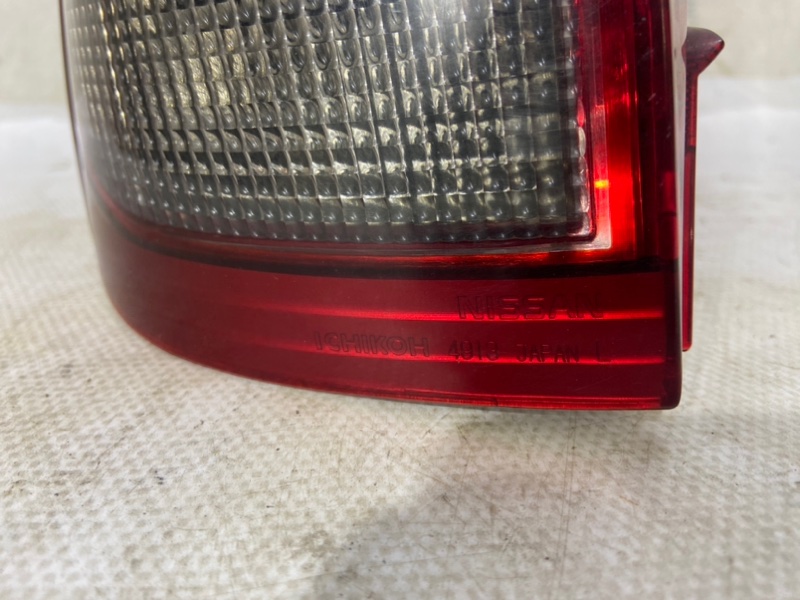Фонарь Nissan X-Trail 2002 NT30