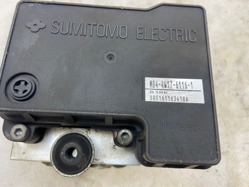 Блок ABS Mitsubishi Outlander 2003 CU