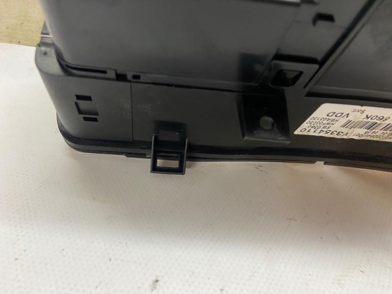 Панель приборов Volkswagen Golf 2003-2010 1K1