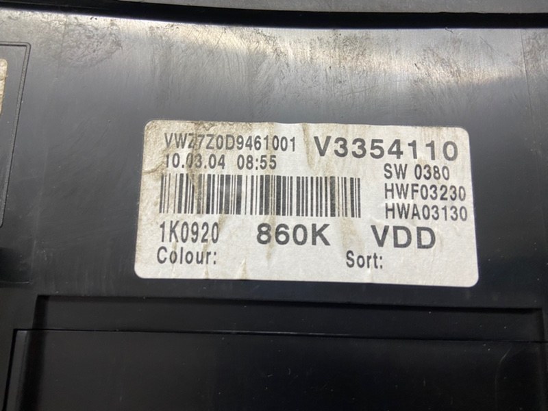 Панель приборов Volkswagen Golf 2003-2010 1K1