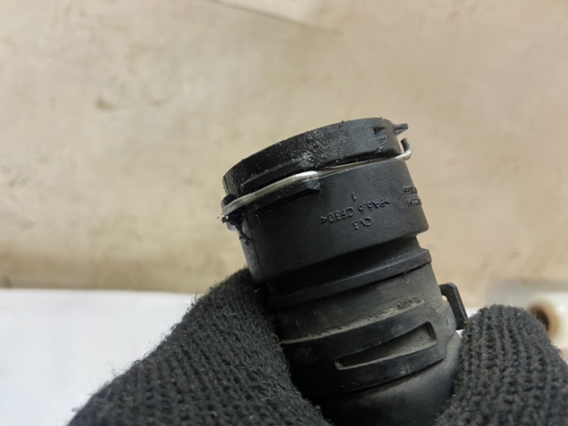 Патрубок Volkswagen Golf 2003-2010 1K1