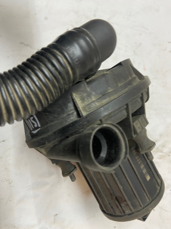 Насос воздушный Volkswagen Golf 2003-2010 1K1