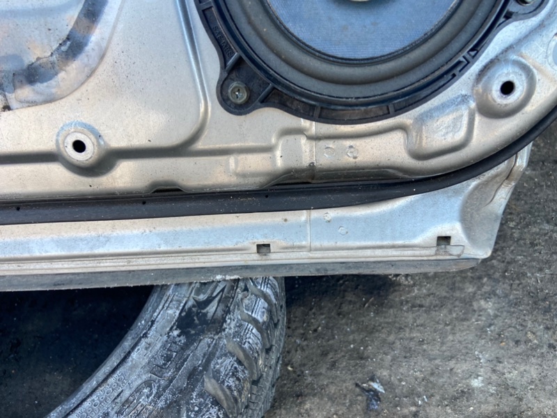 Дверь Nissan X-Trail 2002 NT30