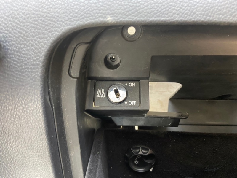 Бардачок Volkswagen Golf 2003-2010 1K1