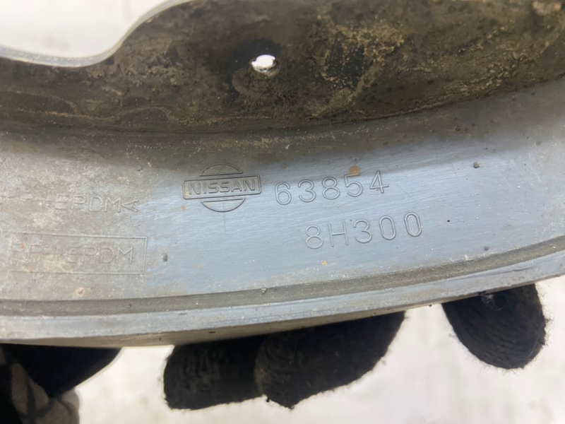 Брызговик Nissan X-Trail 2002 NT30