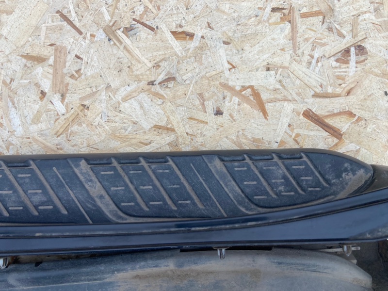 Подножка Toyota Land Cruiser 200 2008 Внедорожник