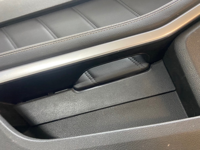 Обшивка двери Mercedes-Benz E-Class 2011 W212