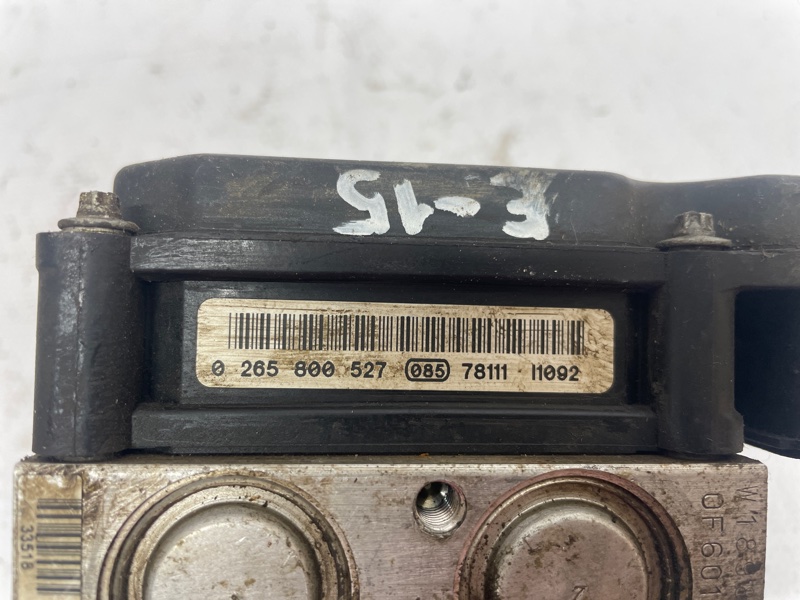 Блок ABS Toyota Auris 2006-2012 E15