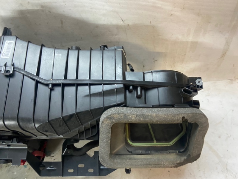 Корпус печки Volkswagen Golf 2003-2010 1K1