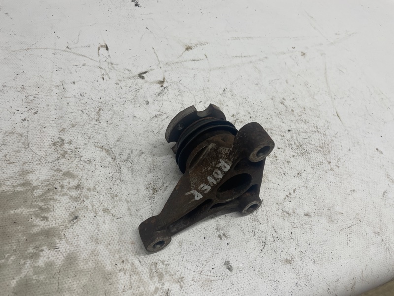 Кронштейн вискомуфты Land Rover Range Rover Sport 2005-2013 L320