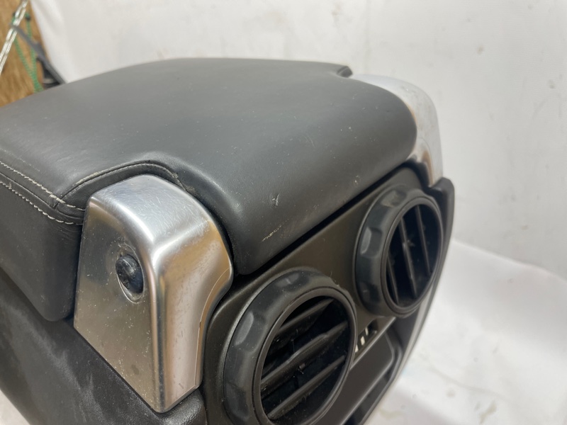 Подлокотник Land Rover Range Rover Sport 2005-2013 L320