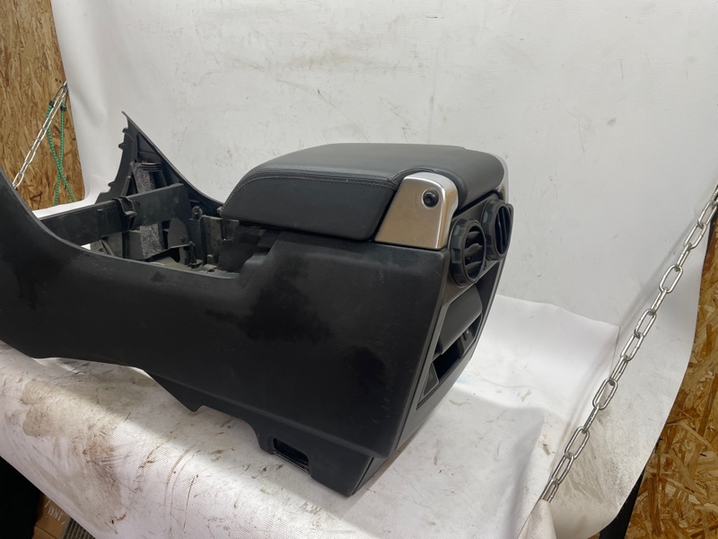Подлокотник Land Rover Range Rover Sport 2005-2013 L320