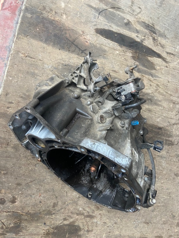 МКПП Nissan X-Trail 2002 NT30