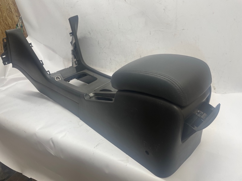 Подлокотник Chevrolet Epica 2007 V250