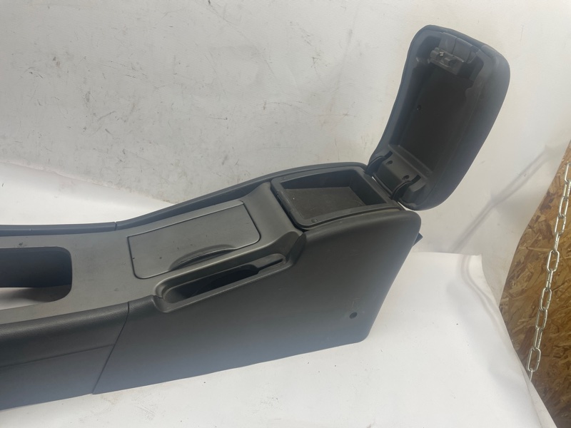 Подлокотник Chevrolet Epica 2007 V250