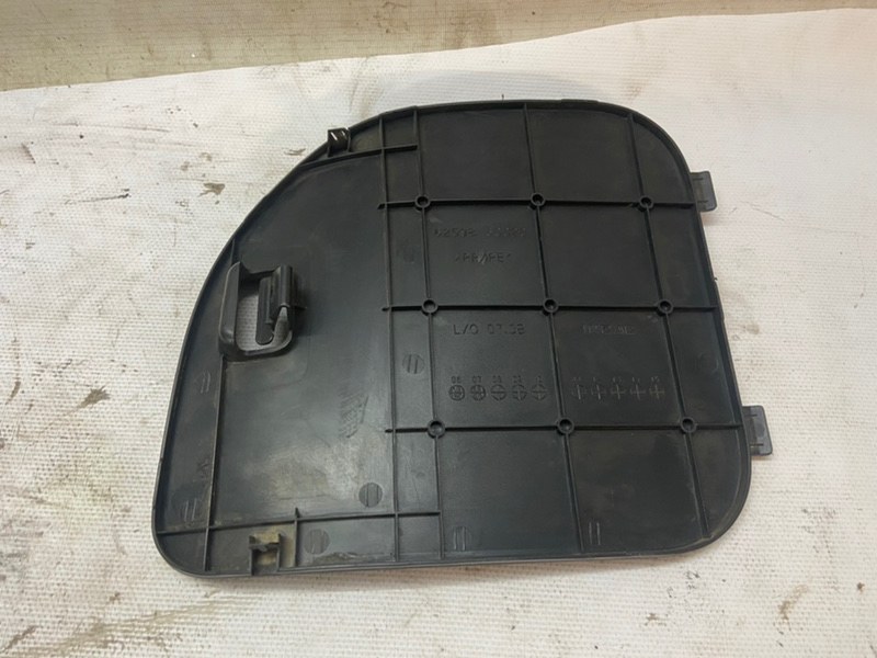 Крышка багажного отделения Toyota Land Cruiser 200 2008 Внедорожник