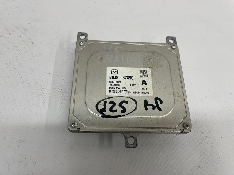 Блок розжига ксенона Mazda Mazda 3 2020 BP