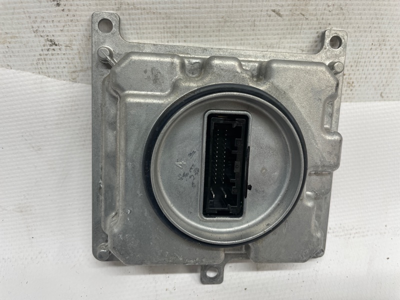 Блок розжига ксенона Mazda Mazda 3 2020 BP
