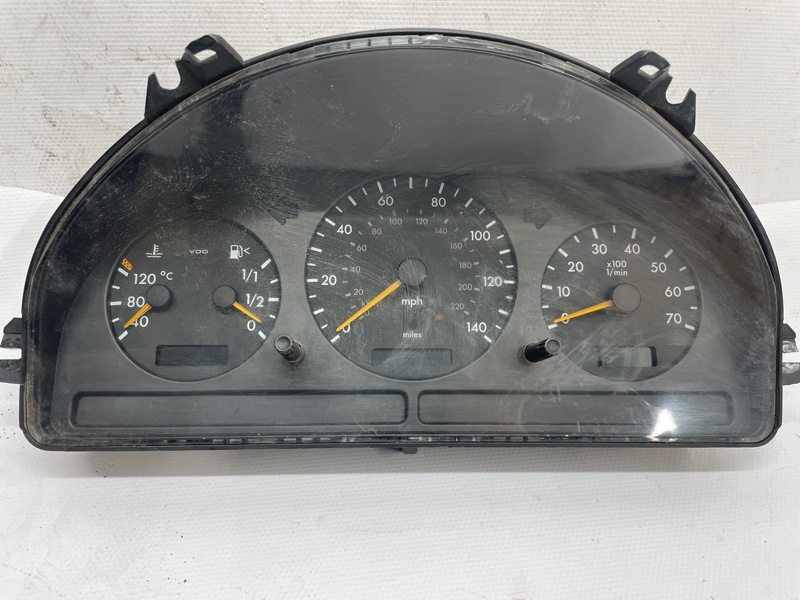 Панель приборов Mercedes-Benz M-Class 2000 w163