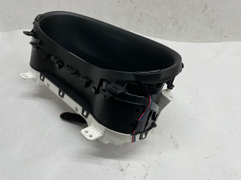 Панель приборов Mazda CX-30 2020
