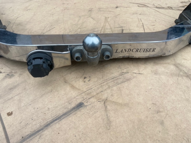 Фаркоп Toyota Land Cruiser 200 2008 Внедорожник
