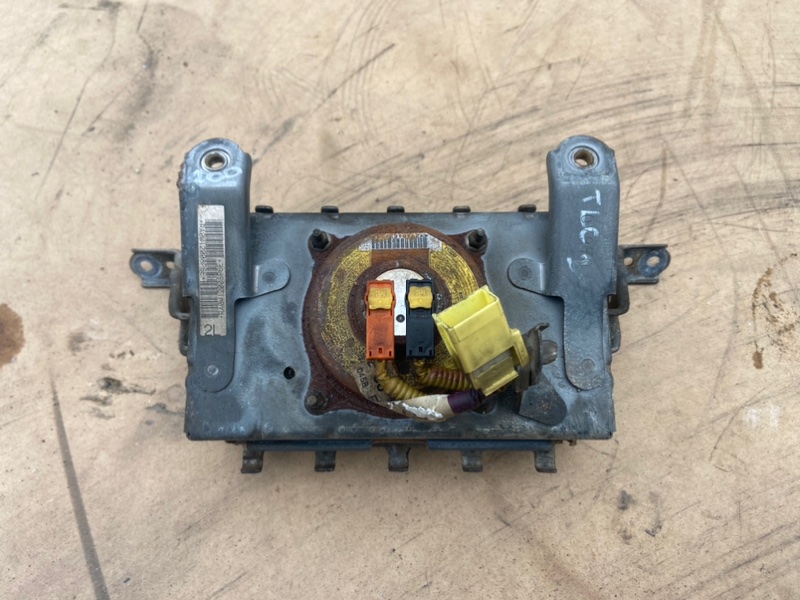 Подушка безопасности пассажира Toyota Land Cruiser 200 2008 Внедорожник